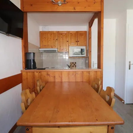 Confortable - Pres Des Pistes Et Commerces - Balcon Sud - Animaux Acceptes - Fr-1-502-504